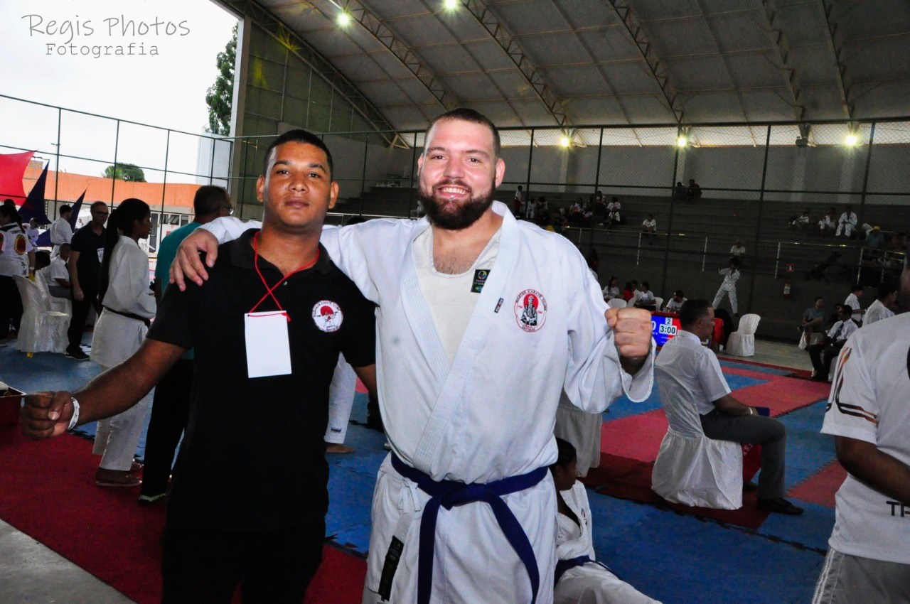 Camacã: Atletas conquistam medalhas na 10ª Copa Cacau de Karatê em Porto Seguro com apoio da Prefeitura